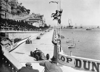 After the start of the 1931 Monaco Grand Prix | Obraz na stenu