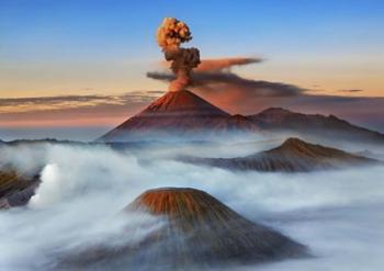 Semeru, Bromo, Batok Volcanoes, Java, Indonesia | Obraz na stenu