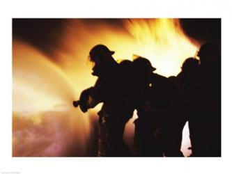 Firefighters extinguishing a fire | Obraz na stenu