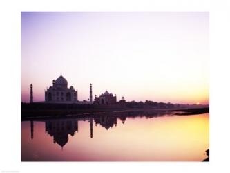 Silhouette of the Taj Mahal, Agra, Uttar Pradesh, India | Obraz na stenu