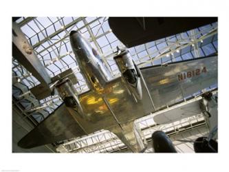 Low angle view of an aircraft displayed in a museum, National Air and Space Museum, Washington DC, USA | Obraz na stenu