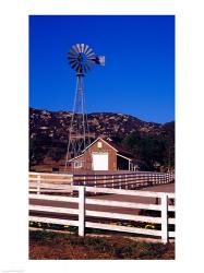 USA, California, windmill on farm | Obraz na stenu