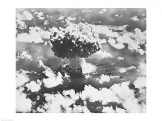 High angle view of an atomic bomb explosion, Bikini Atoll, Marshall Islands, July 25, 1946 | Obraz na stenu