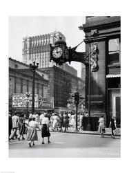 Clock mounted on the wall of a building, Marshall Field Clock, Marshall Field and Company, Chicago, Illinois, USA | Obraz na stenu