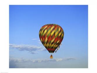 Hot air balloon rising, Albuquerque, New Mexico, USA | Obraz na stenu
