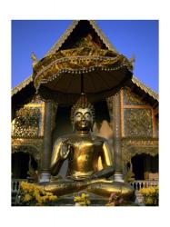Statue of Buddha, Wat Phra Sing, Chiang Mai Province, Thailand | Obraz na stenu
