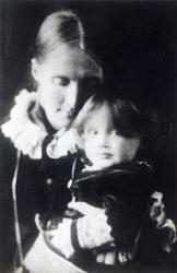 Virginia Woolf, with her mother Julia, 1884 (b/w photo) | Obraz na stenu