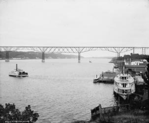 Pokeepsie (Poughkeepsie) Bridge, New York, c.1880-97 (b/w photo) | Obraz na stenu