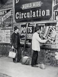 Street Advertising, from 'Street Life in London', 1877 (b/w photo) | Obraz na stenu