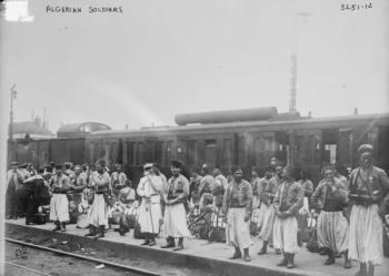 Algerian soldiers, 1914-15 (b/w photo) | Obraz na stenu