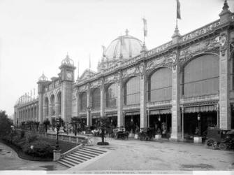 View of the Palais des Beaux-arts, Universal Exhibition, Paris, 1889 (b/w photo) | Obraz na stenu