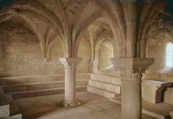 Interior of the chapter house of the Cistercian abbey, founded in 1146 (photo) | Obraz na stenu