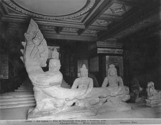 Head of a balustrade, originally from a bridge at Prakhan, Angkor-Thom (b/w photo) | Obraz na stenu