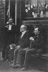 Wall Workers from 'Street Life in London', 1877-78 (b/w photo) | Obraz na stenu