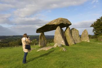 Pentre Ifan burial chamber, Wales. (photo) | Obraz na stenu