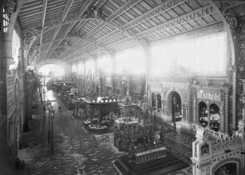 Gallery of the Various Industries, Universal Exhibition, Paris, 1889 (b/w photo) | Obraz na stenu