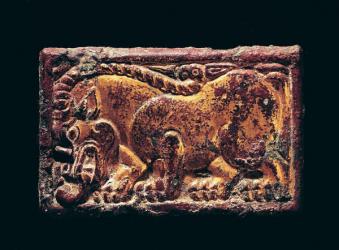 Ordos style plaque, 3rd-2nd century BC (gilded bronze) | Obraz na stenu