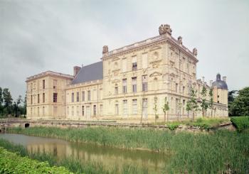 Exterior view of the chateau, built 1518-49 (photo) | Obraz na stenu