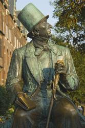 Statue of Hans Christian Andersen, Copenhagen, Denmark (photo) | Obraz na stenu