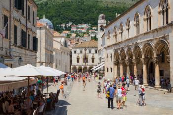 Pred Dvorom street in the old city, arches of the Rector's Palace on the right, Dubrovnik, Croatia (photo) | Obraz na stenu