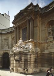 Fountain of Four Seasons, central part showing figures of the city of Paris, the Seine and the Marne, Rue de Grenelle, Paris (photo) | Obraz na stenu