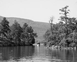 Along the Harbor Islands, Lake George, N.Y., c.1904 (b/w photo) | Obraz na stenu