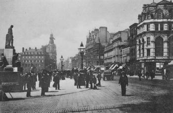 Piccadilly, Manchester, c.1910 (b/w photo) | Obraz na stenu