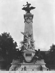 Monument to Leon Gambetta, central group, cour Napoleon, Louvre, 1888 (bronze & stone) (see also 346101 to 346104) (b/w photo) | Obraz na stenu