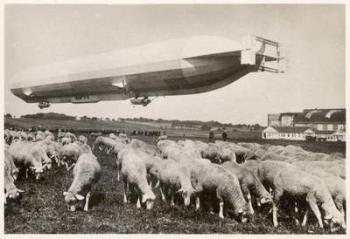 The passenger Zeppelin LZ10, "Schwaben" in flight, 1911 (b/w photo) | Obraz na stenu