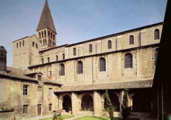 View of the St. Ardain cloister, 10th-11th century (photo) | Obraz na stenu