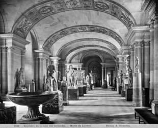 View of the Caryatids' room in the Louvre Museum, c.1900-04 (b/w photo) | Obraz na stenu