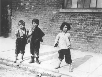 London Slums (b/w photo) | Obraz na stenu