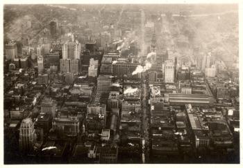 Aerial photo of downtown Philadelphia, taken from the LZ 127 Graf Zeppelin, 1928 (b/w photo) | Obraz na stenu