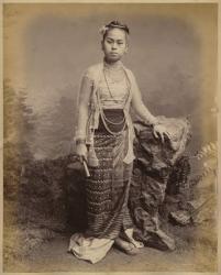 Young Burmese girl, c.1875 (albumen print) (b/w photo) | Obraz na stenu