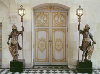 Doors to the vestibule opposite the staircase (photo) | Obraz na stenu