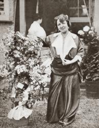 Matilda Alice Victoria Wood, 1870 – 1922. From The Story of 25 Eventful Years in Pictures, published 1935. | Obraz na stenu