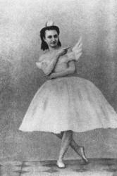 Anna Sobechshanskaya as Odette in Julius Reisinger's original production of Swan Lake, Moscow, 1877 (b/w photo) | Obraz na stenu