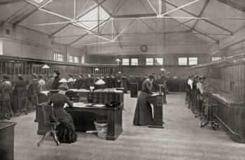 The post office central telephone exchange, St. Paul's Churchyard, London, England. | Obraz na stenu