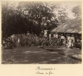 Burmese dancers celebrating, Burma, late 19th century (albumen print) (b/w photo) | Obraz na stenu