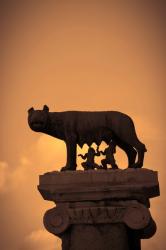 Rome, Italy. La Lupa Capitolina "the Capitoline Wolf". Statue on Capitoline Hill of Romulus and Remus, the mythical founders of Rome, suckled by a wolf. The Historic Centre of Rome is a UNESCO World Heritage Site. | Obraz na stenu