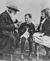 Portrait of Lev Nikolaevich Tolstoy (1828-1910) with his Grandchildren (b/w photo) (see also 105767) | Obraz na stenu