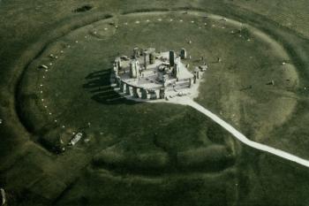 Stonehenge from the air (photo) | Obraz na stenu