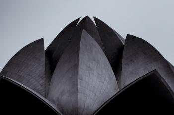 Lotus Temple 1, from the series Iconic Buildings,2016 (photograph) | Obraz na stenu