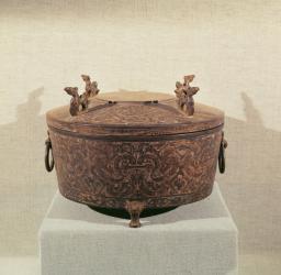 Tsouen wine vase decorated with stylised and geometric dragons (bronze inlaid with gold and silver) | Obraz na stenu