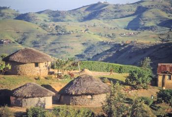 Zulu Village, near Eshowe (photo) | Obraz na stenu