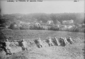 Germans in trenches in Argonne Forest, 1914-15 (b/w photo) | Obraz na stenu