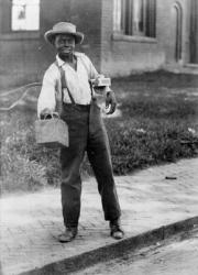 African American shoeshine boy, c.1899 (b/w photo) | Obraz na stenu