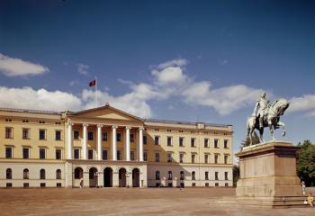View of the Royal Palace, built 1825-48 (photo) | Obraz na stenu