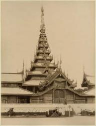 The Myei-nan or Main Audience Hall in the palace of Mandalay, Burma, late 19th century (albumen print) (b/w photo) | Obraz na stenu