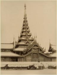 The Myei-nan or Main Audience Hall in the palace of Mandalay, Burma, late 19th century (albumen print) (b/w photo) | Obraz na stenu